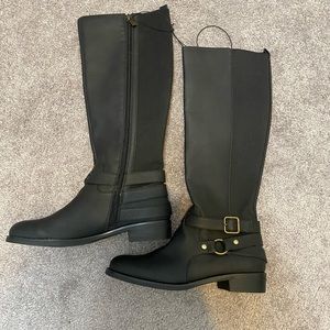 Unworn Kenneth Cole boots